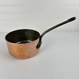 Vintage French Hammered Copper Tin Lined 1.75QT Sauce Pan Steel Handle Pot